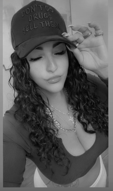 Sara.